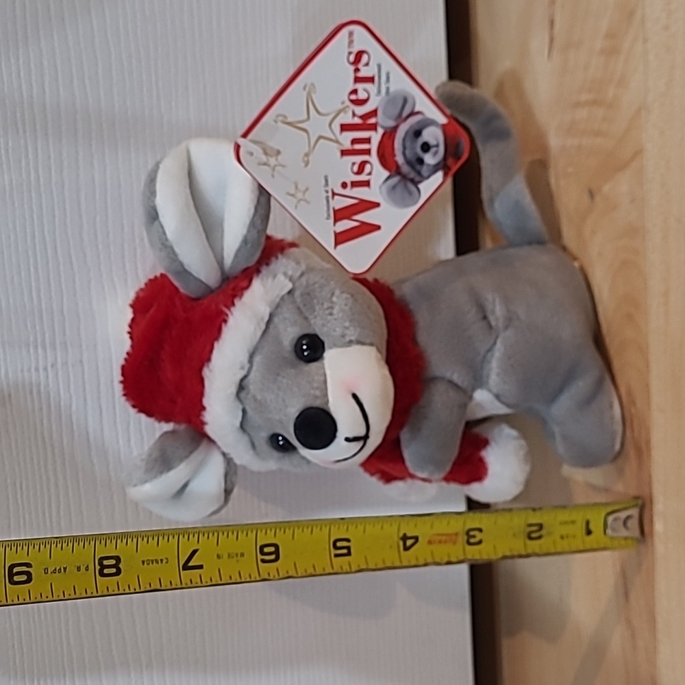2001 Wishkers Sears Gray Mouse Plush with Red Hat - Picture 2 of 5